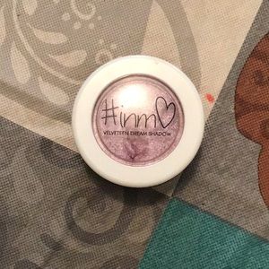 Inmo single eyeshadow and iby highlighter bundle